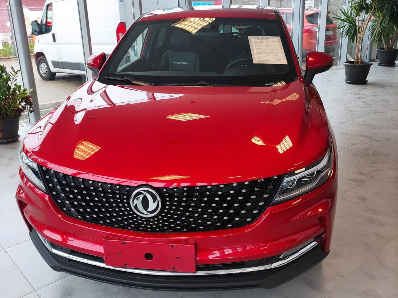 DongFeng Fengon 5 - červená metalíza