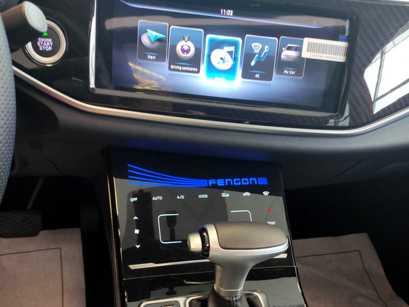 DongFeng Fengon 5 - červená metalíza