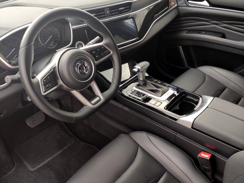 DongFeng Fengon 5 - modrá metalíza