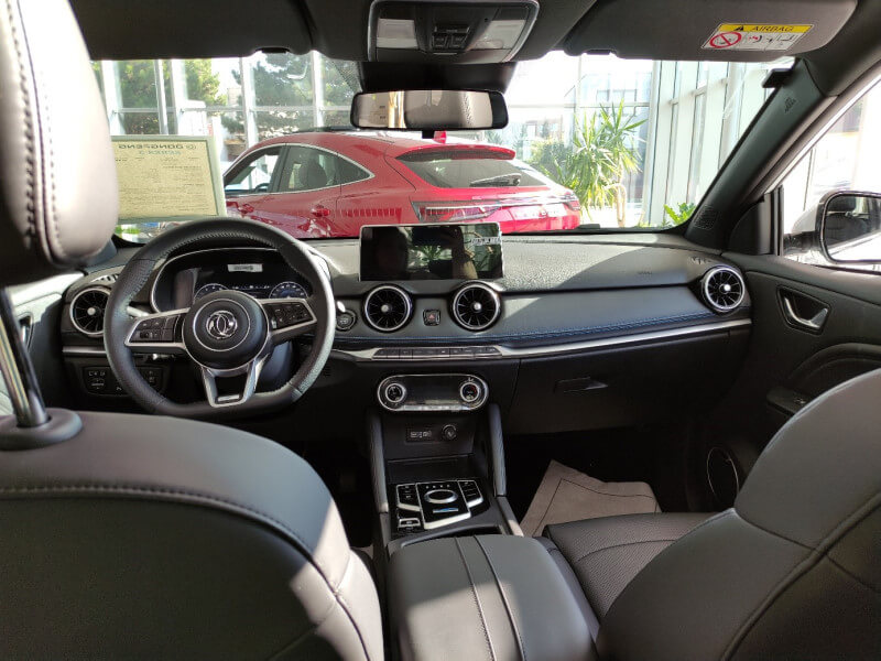 DongFeng Seres 3 - biela metalíza